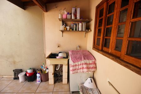 Área de Serviço de casa para alugar com 2 quartos, 70m² em Jardim Wanel Ville V, Sorocaba