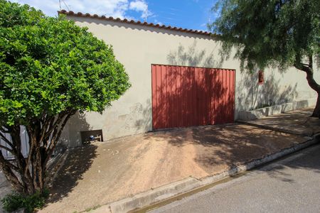 Fachada de casa para alugar com 2 quartos, 70m² em Jardim Wanel Ville V, Sorocaba