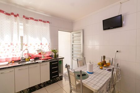 Casa à venda com 94m², 2 quartos e 1 vagaCozinha