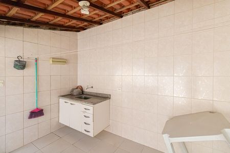 Casa à venda com 94m², 2 quartos e 1 vagaÁrea Gourmet