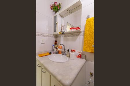 Casa à venda com 94m², 2 quartos e 1 vagaBanheiro