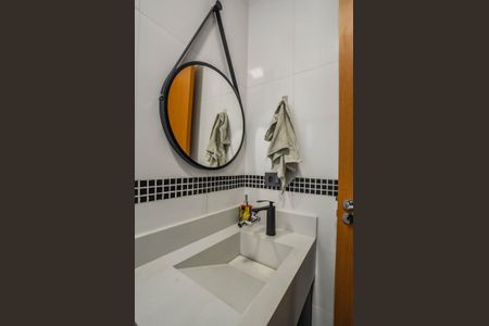 Apartamento à venda com 120m², 2 quartos e 2 vagas Apartamento à venda com 120m², 2 quartos e 2 vagasBanheiro Corredor