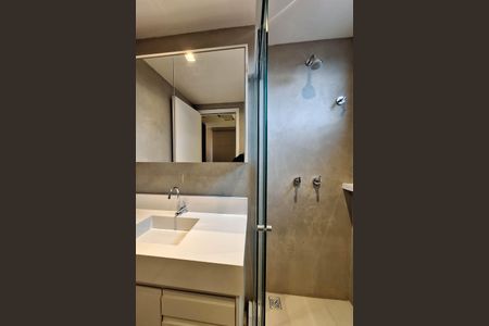 Studio à venda com 38m², 1 quarto e 1 vaga Studio à venda com 38m², 1 quarto e 1 vagaBanheiro da Suíte