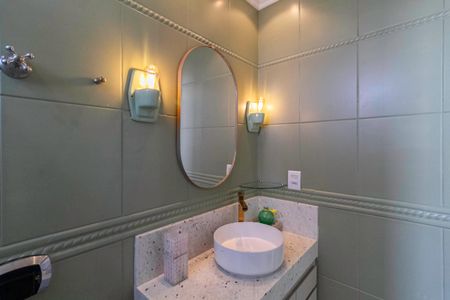 Apartamento à venda com 160m², 4 quartos e 2 vagasBanheiro da suíte