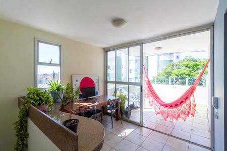 Apartamento à venda com 160m², 4 quartos e 2 vagasCobertura - Sala 2