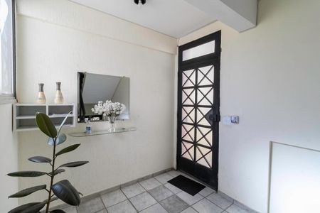 Apartamento à venda com 160m², 4 quartos e 2 vagasEntrada