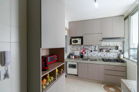 Apartamento à venda com 160m², 4 quartos e 2 vagasCozinha