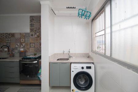 Apartamento à venda com 70m², 2 quartos e 1 vagaÁrea de Serviço