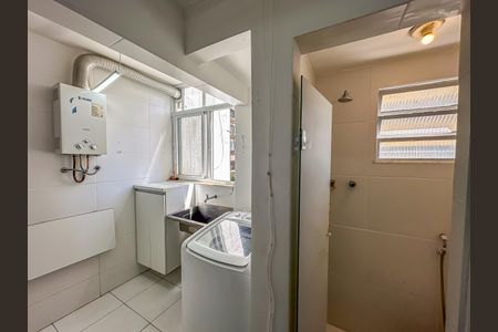 Apartamento à venda com 70m², 2 quartos e 1 vagaBanheiro de Serviço