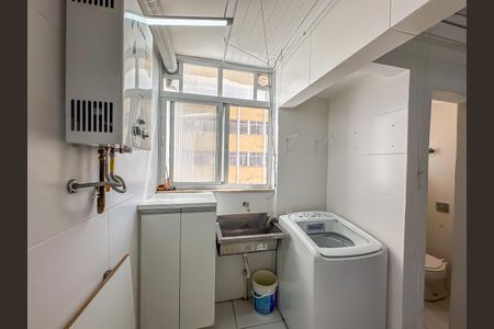 Apartamento à venda com 70m², 2 quartos e 1 vagaÁrea de Serviço