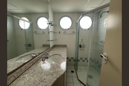 Apartamento para alugar com 58m², 1 quarto e 1 vaga Apartamento para alugar com 58m², 1 quarto e 1 vagaBanheiro da Suíte