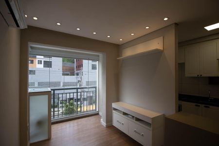 Sala de apartamento à venda com 2 quartos, 45m² em Vila Andrade, São Paulo