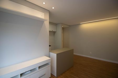 Sala de apartamento à venda com 2 quartos, 45m² em Vila Andrade, São Paulo