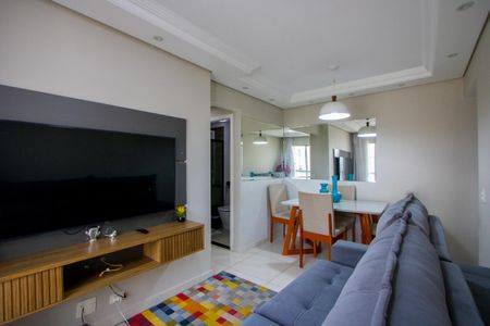 Sala de apartamento para alugar com 2 quartos, 50m² em Vila Homero Thon, Santo André