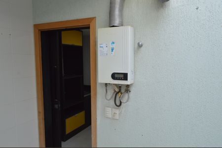 Casa de condomínio à venda com 188m², 4 quartos e 3 vagasÁrea de Serviço