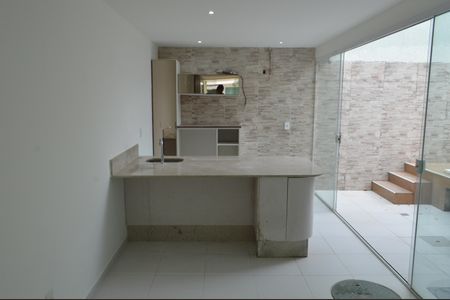 Casa de condomínio à venda com 188m², 4 quartos e 3 vagasÁrea Gourmet