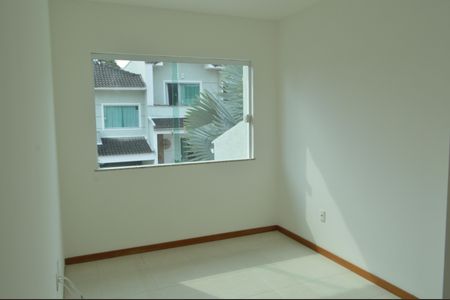 Casa de condomínio à venda com 188m², 4 quartos e 3 vagasSuíte 3