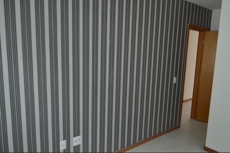 Casa de condomínio à venda com 188m², 4 quartos e 3 vagasSuíte 2