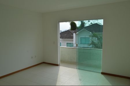 Casa de condomínio à venda com 188m², 4 quartos e 3 vagasSuíte 4