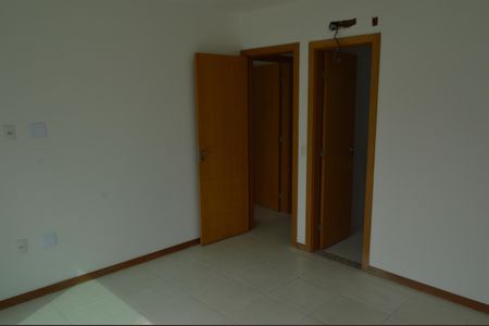 Casa de condomínio à venda com 188m², 4 quartos e 3 vagasSuíte 4