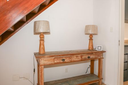 Entrada de casa para alugar com 3 quartos, 90m² em Pompeia, São Paulo