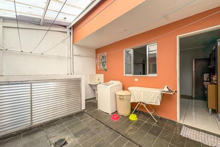 Casa à venda com 184m², 3 quartos e 2 vagasÁrea de Serviço