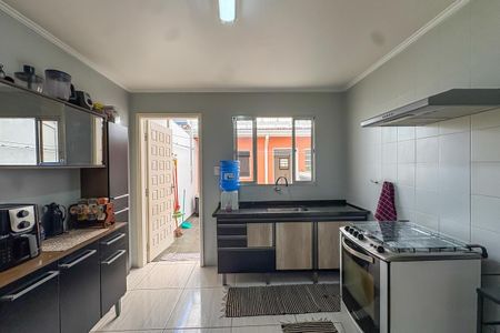 Casa à venda com 184m², 3 quartos e 2 vagasCozinha