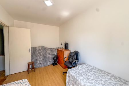 Casa à venda com 184m², 3 quartos e 2 vagasQuarto