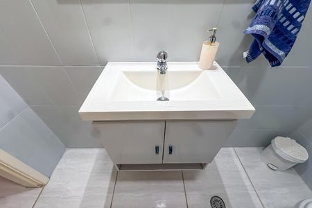 Casa à venda com 184m², 3 quartos e 2 vagasLavabo