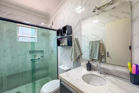 Casa à venda com 184m², 3 quartos e 2 vagasBanheiro Social