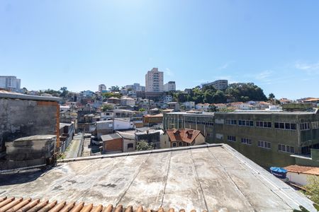 Casa à venda com 280m², 3 quartos e 6 vagas Casa à venda com 280m², 3 quartos e 6 vagasVista da Sacada