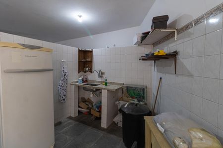 Casa à venda com 280m², 3 quartos e 6 vagas Casa à venda com 280m², 3 quartos e 6 vagasGaragem