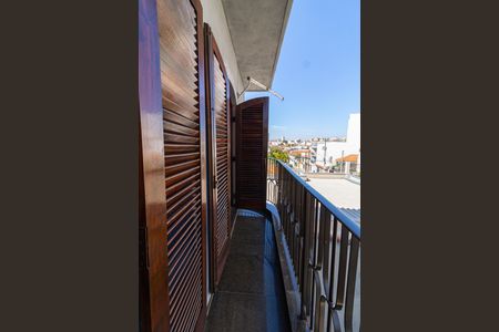 Casa à venda com 280m², 3 quartos e 6 vagas Casa à venda com 280m², 3 quartos e 6 vagasVaranda Quarto 1 e 2