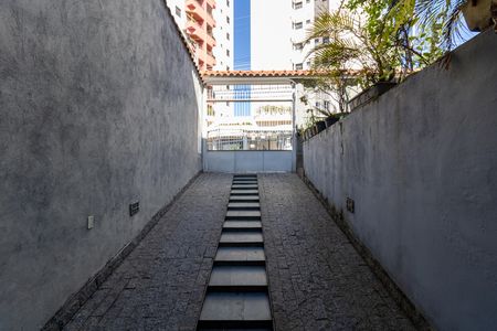 Casa à venda com 280m², 3 quartos e 6 vagas Casa à venda com 280m², 3 quartos e 6 vagasGaragem