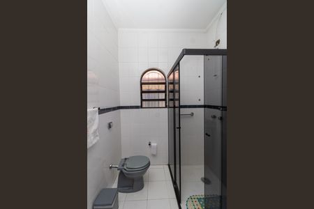 Casa à venda com 280m², 3 quartos e 6 vagas Casa à venda com 280m², 3 quartos e 6 vagasBanheiro Social