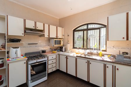 Casa à venda com 280m², 3 quartos e 6 vagas Casa à venda com 280m², 3 quartos e 6 vagasCozinha