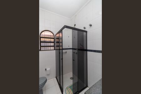 Casa à venda com 280m², 3 quartos e 6 vagas Casa à venda com 280m², 3 quartos e 6 vagasBanheiro Social
