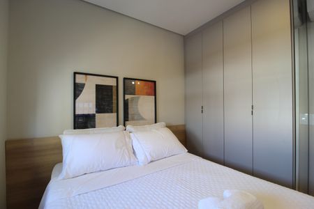 Quarto Suíte de kitnet/studio para alugar com 1 quarto, 24m² em Vila Olímpia, São Paulo
