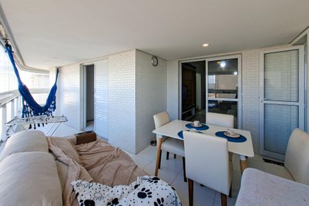 Apartamento para alugar com 108m², 2 quartos e 1 vagaVaranda