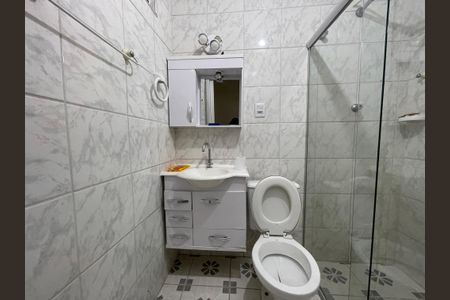 Casa à venda com 200m², 2 quartos e 2 vagas Casa à venda com 200m², 2 quartos e 2 vagasBanheiro 1