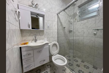 Casa à venda com 200m², 2 quartos e 2 vagas Casa à venda com 200m², 2 quartos e 2 vagasBanheiro 1