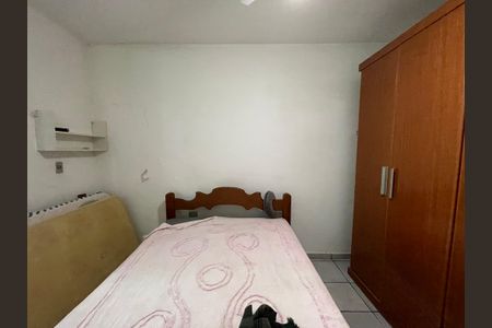 Casa à venda com 200m², 2 quartos e 2 vagas Casa à venda com 200m², 2 quartos e 2 vagasQuarto 2