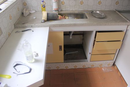 Casa para alugar com 109m², 2 quartos e 2 vagasCozinha