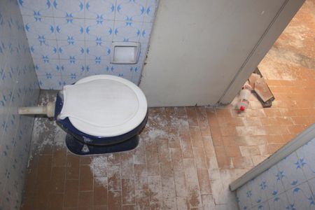 Casa para alugar com 109m², 2 quartos e 2 vagasBanheiro de Serviço