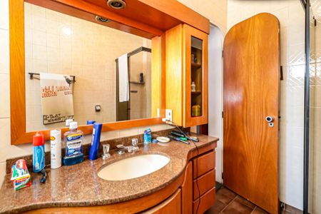 Apartamento para alugar com 270m², 4 quartos e 4 vagasBanheiro da Suíte