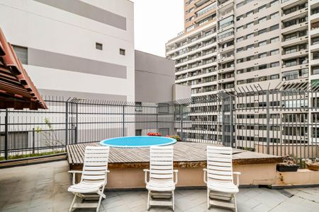 Apartamento para alugar com 270m², 4 quartos e 4 vagasÁrea comum - Piscina