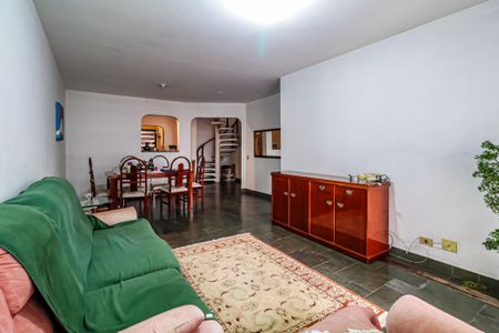 Apartamento para alugar com 270m², 4 quartos e 4 vagasSala