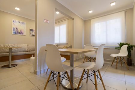 Apartamento à venda com 41m², 2 quartos e sem vagaÁrea Comum - Salão de Festas