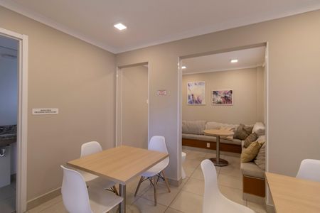 Apartamento à venda com 41m², 2 quartos e sem vagaÁrea Comum - Salão de Festas