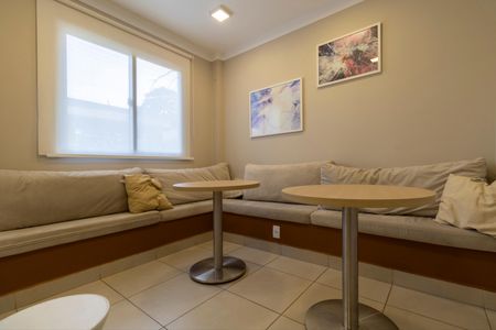 Apartamento à venda com 41m², 2 quartos e sem vagaÁrea Comum - Salão de Festas